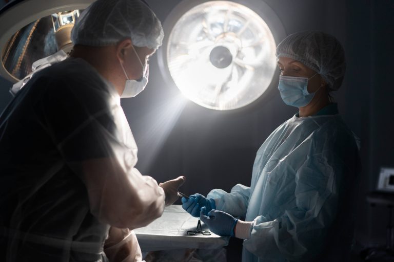 Herramientas esenciales para mejorar los estándares de higiene en entornos médicos modernos